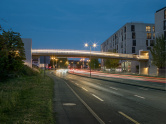 Fussgänger-Fahrradbrücke über di