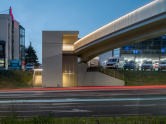 Fussgänger-Fahrradbrücke über di