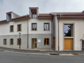 Wohnhaus Village 9, Ausbau